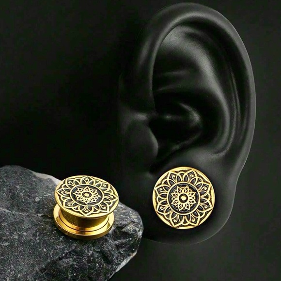 🔘 14mm -18k over 316 Surgical Steel Ear Plugs/stretcher Flower Design NWT - Picture 1 of 9